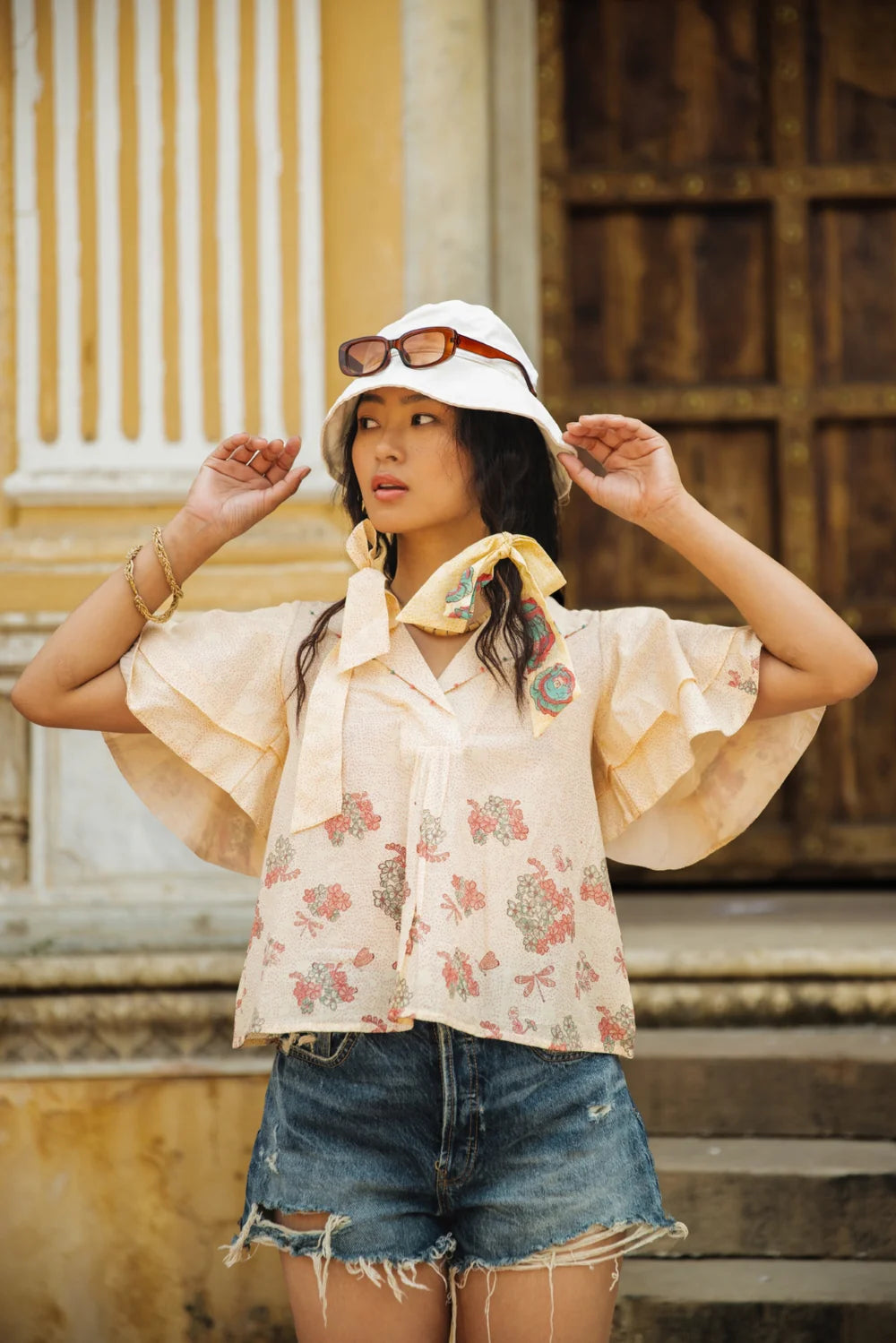 Elegant Loose Fit ORNA Top for Women with Modern Look