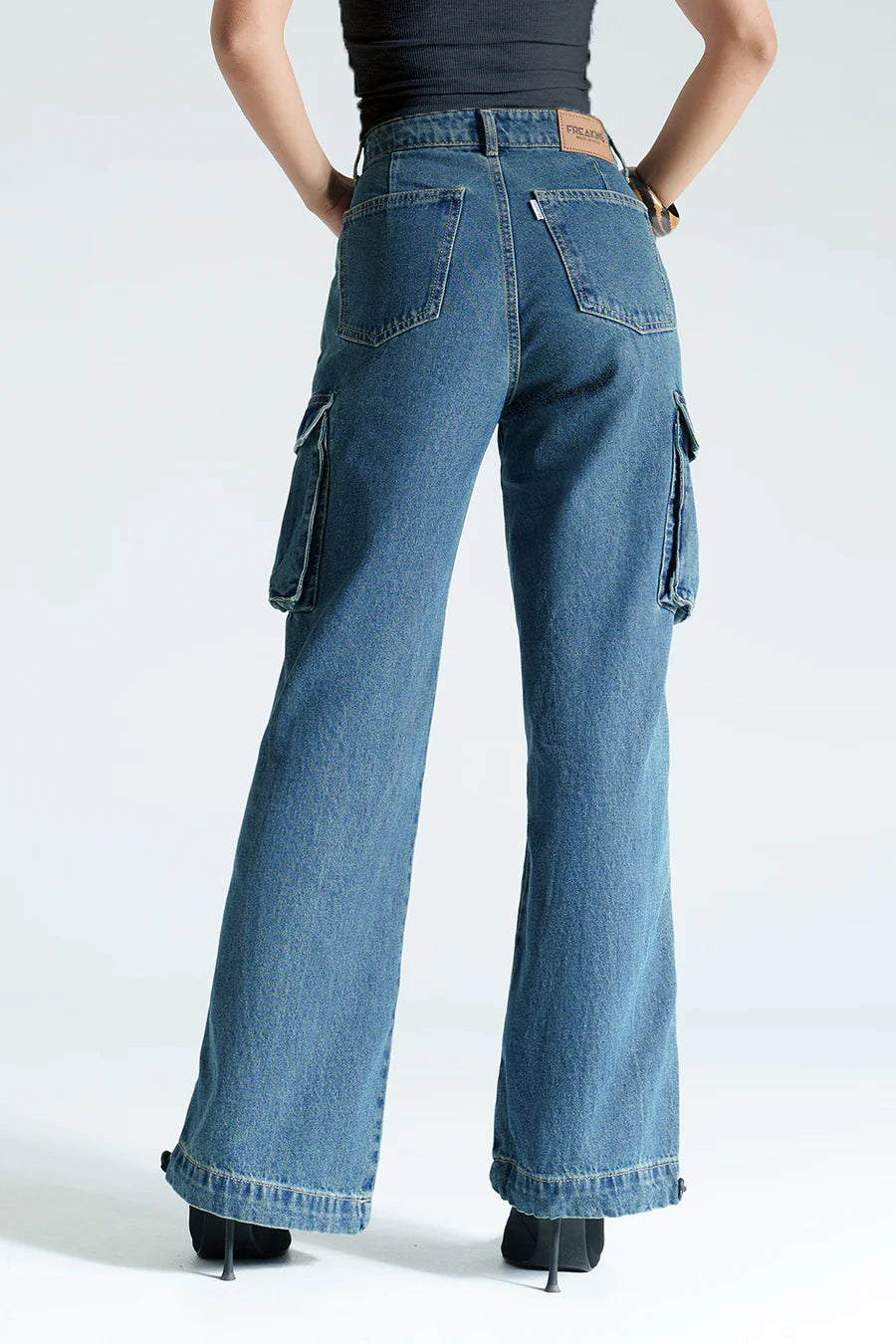 Premium Blue Pintuck Straight Cargo Jeans for Women – Durable and Trendy Denim