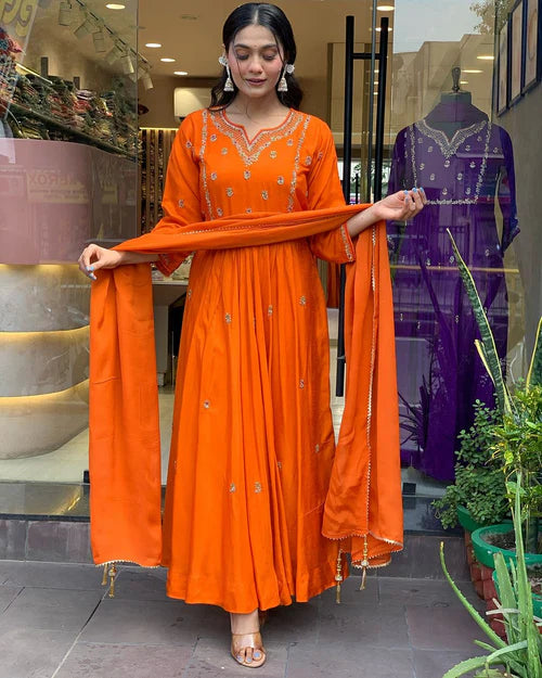 Fashionable Rayon Slub Kurti with Plazo and Dupatta Set for Women for Special Occasions